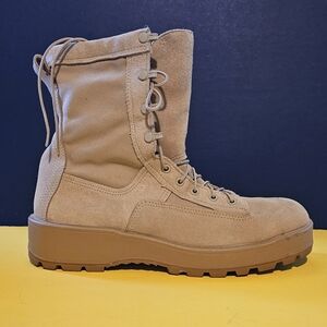 Wellco Military Desert Tan Vibram Combat Boots Men's Size 12 Flight/Combat NWOT
